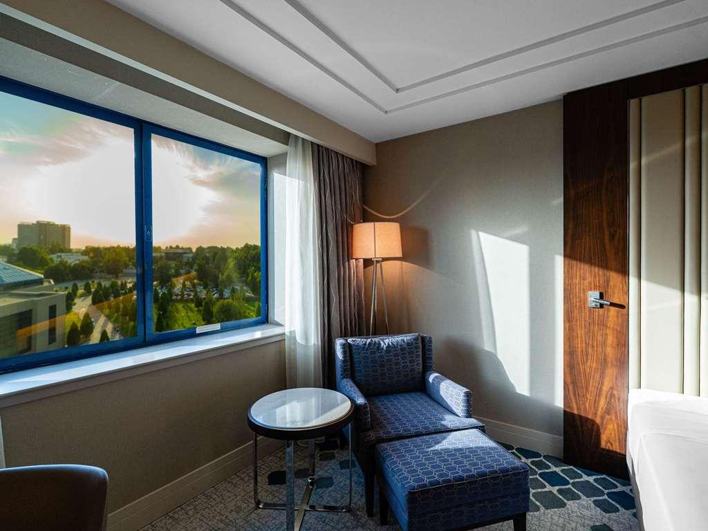 Moevenpick Hotel Tashkent Phòng bức ảnh